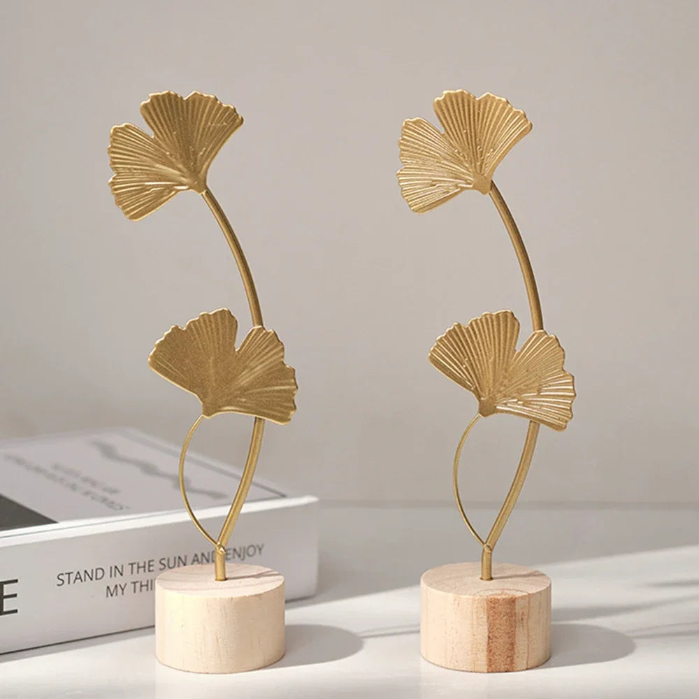 Hign-concerned Nordic Ginkgo Leaf Sculpture For Home Decor